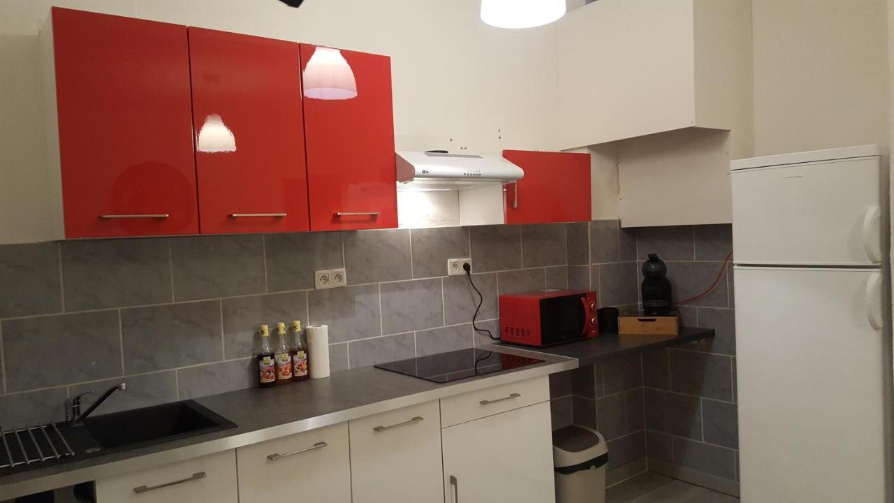 Appartement Climatise Les Mimosas Les Arcs-sur-Argens エクステリア 写真